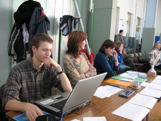 de uitslagen worden bijgehouden, in 2006